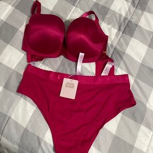 Savage X Fenty Bra and Panty set